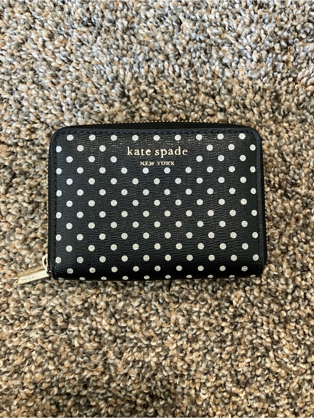 kate spade Black and White Polka Dot Zip Wallet - Picture 1 of 5